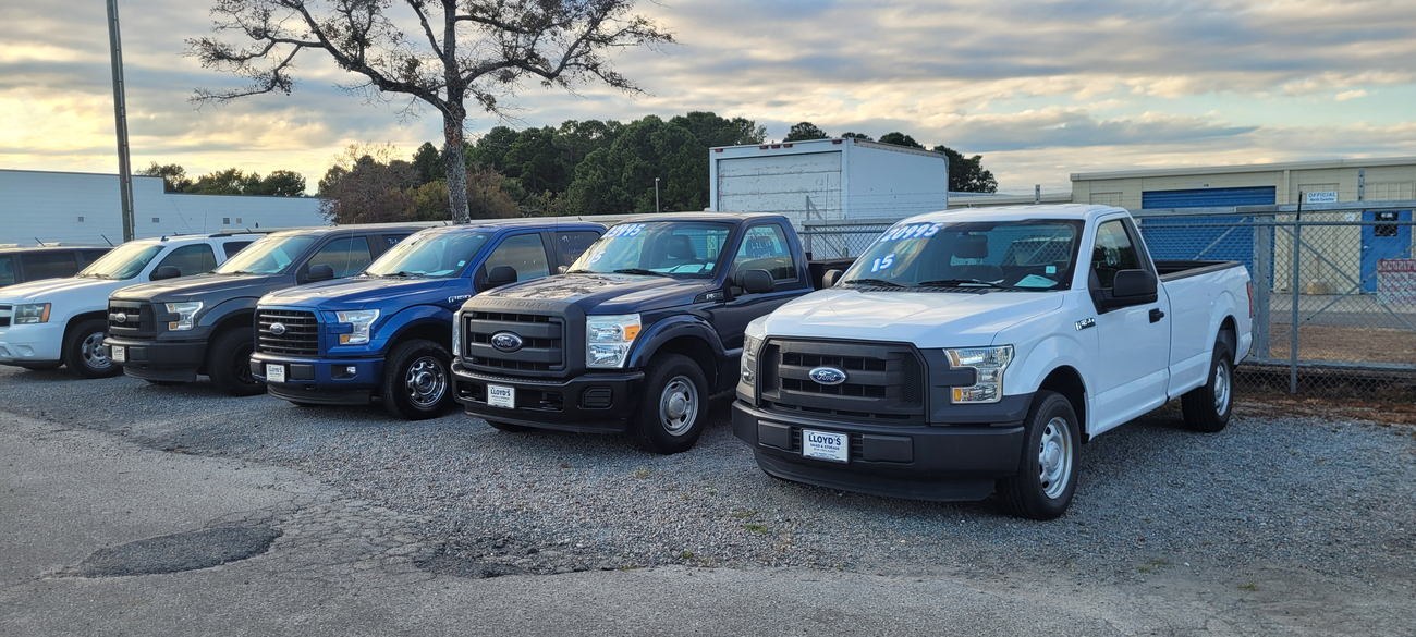 Cover photo of LLOYD'S USED CARS & TRUCKS